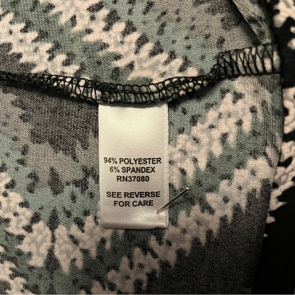 CATO EST.1946 DELIGHTFUL WHITE GREEN & BLACK DIAMOND & STITCHING DESIGN PLUS TOP - Picture 11 of 11